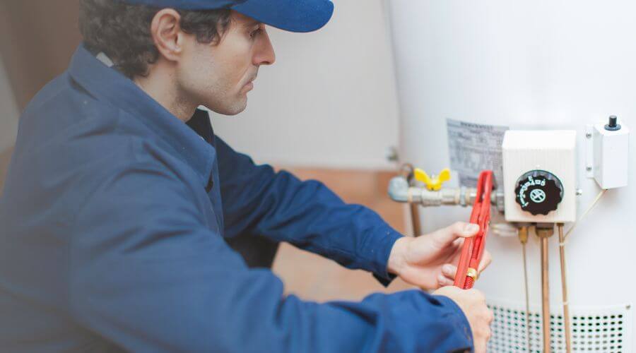 Professional emergency plumbing in Forest City, IA